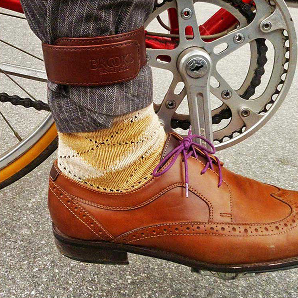 Cycling Commute Gear - Brooks Commuter Cycling Leg Strap Bike